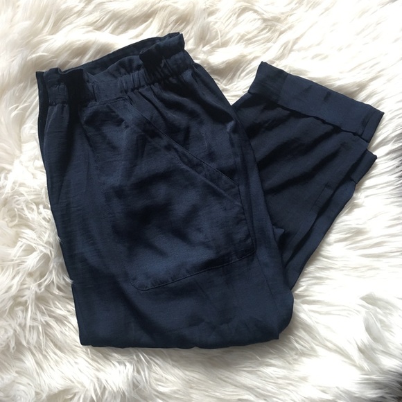 BCBG Maxazria Dark Navy Satin Trousers Size Small - Picture 3 of 5